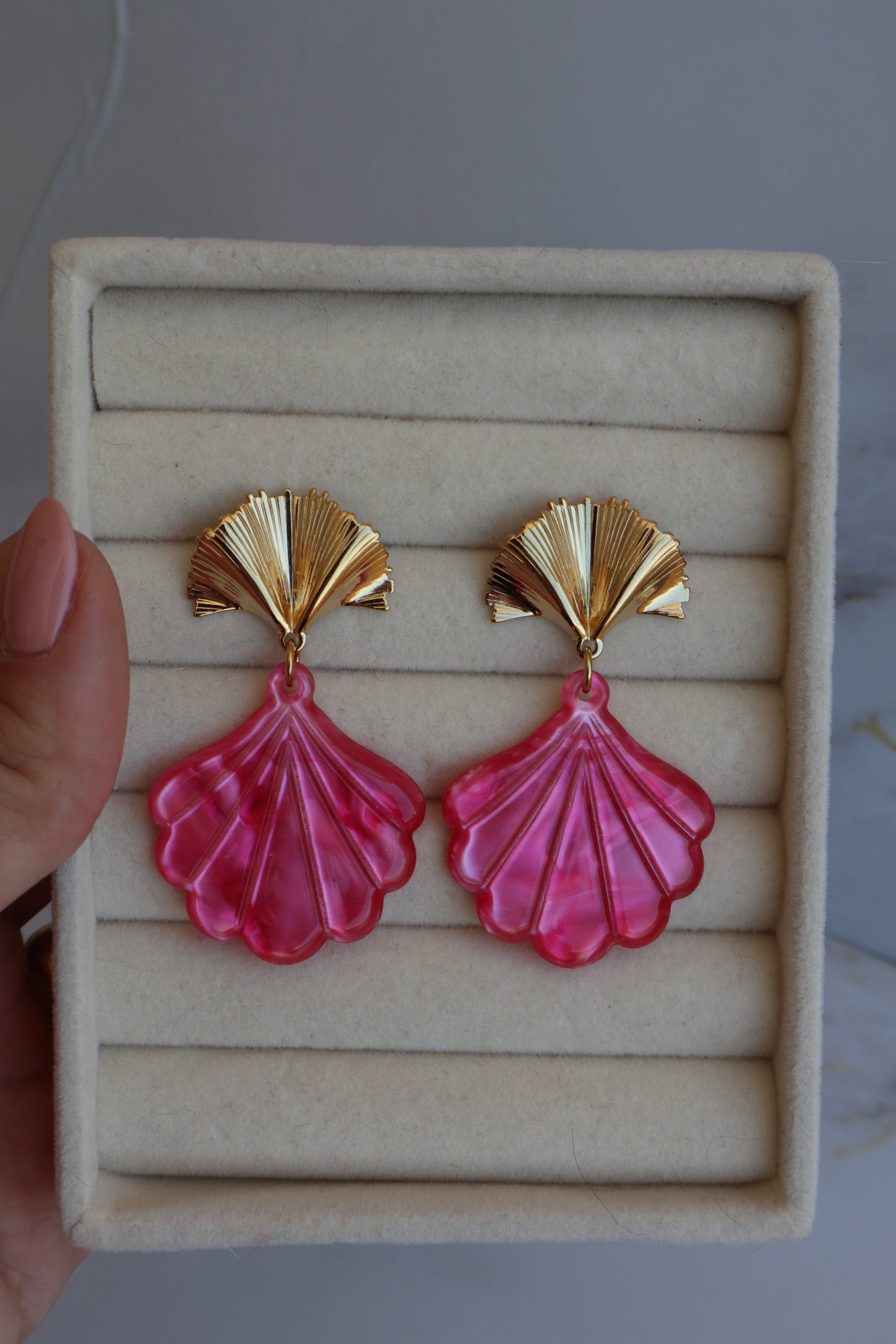 Brincos Color Shell