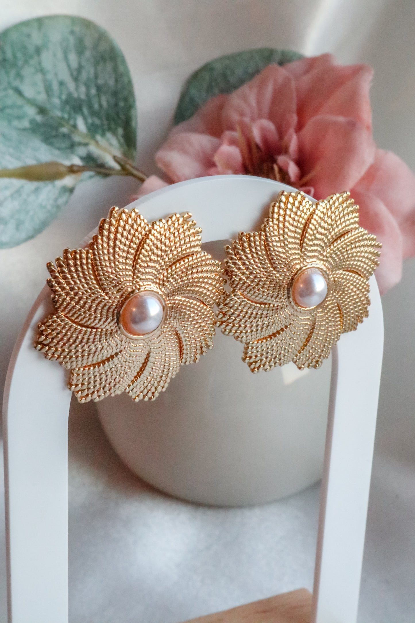 Brincos Daisy Charm